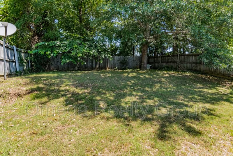 Moody House: 2038 Plantation Pkwy