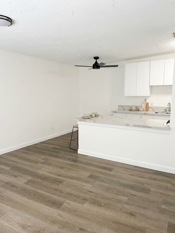 Anaheim Condo: 1812 W Sumac Lane