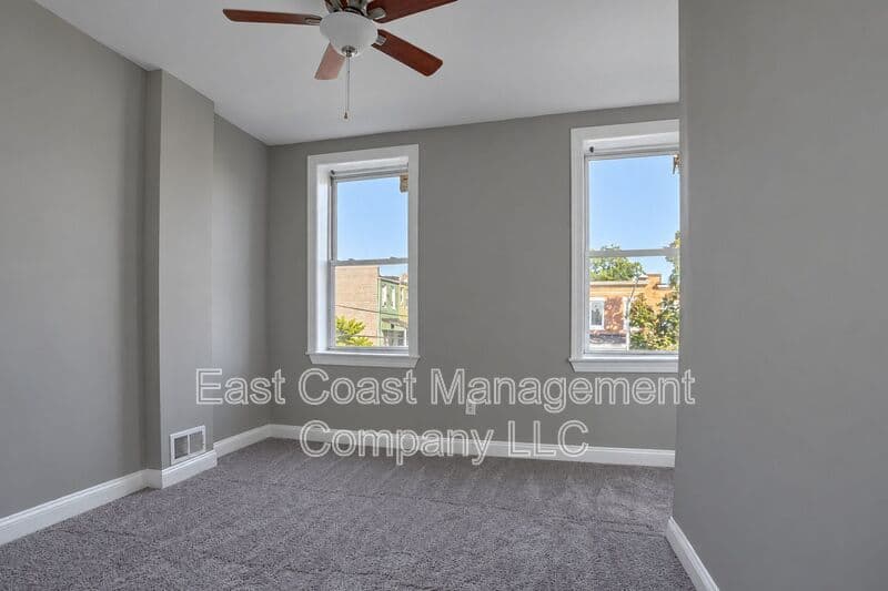 Baltimore House: 1120 N Lakewood Ave