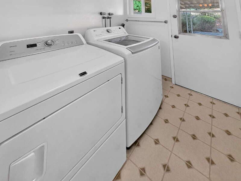 Cypress House: 10469 Gregory Circle