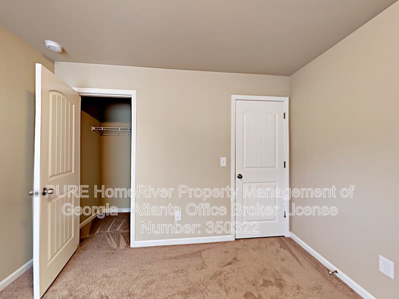 Hiram House: 138 Foggy Creek Ln