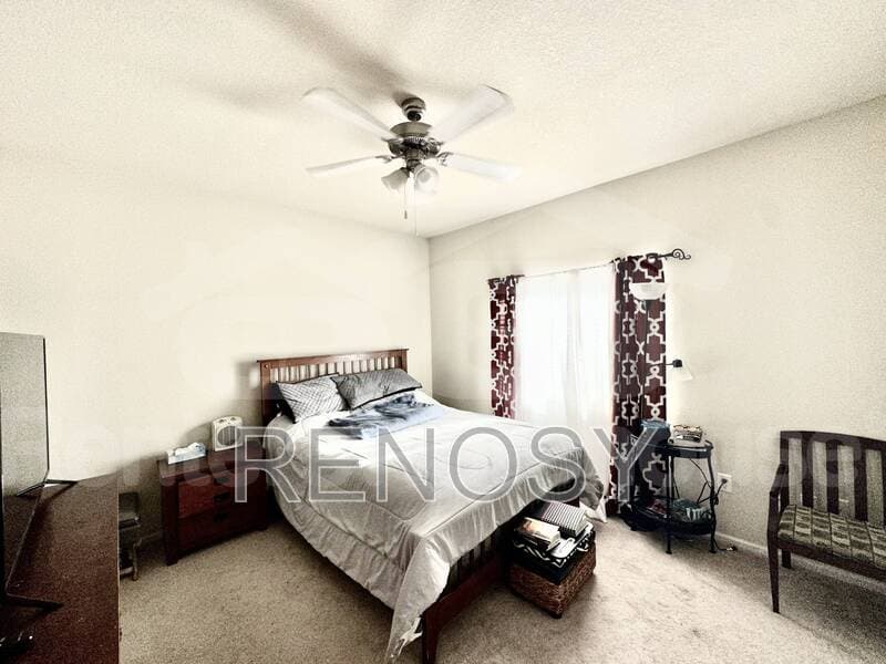 West Des Moines House: 6255 Beechtree Dr