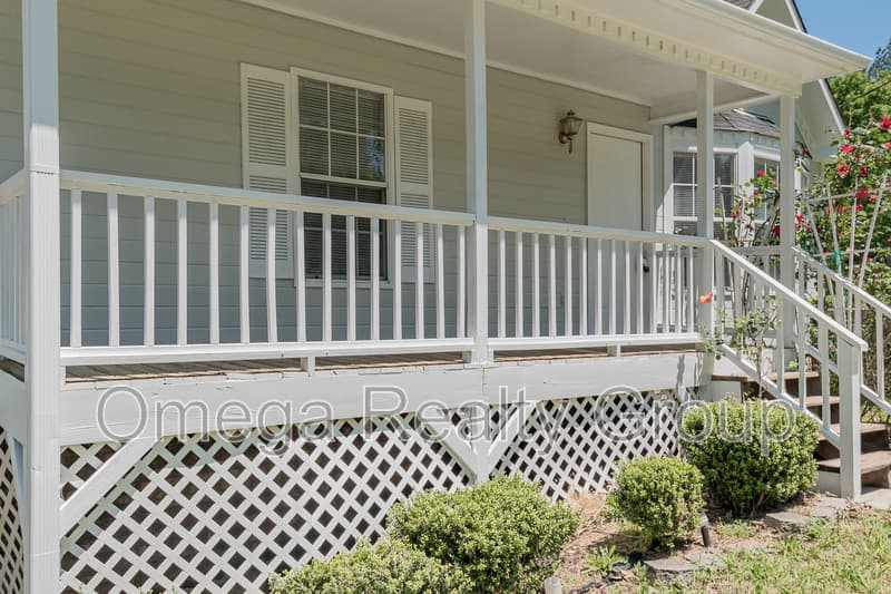 Pinson House: 6450 Kimberly Loop