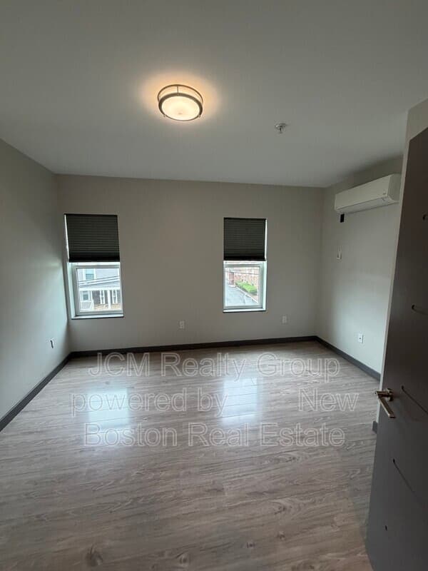 Quincy Condo: 145 Newbury Avenue