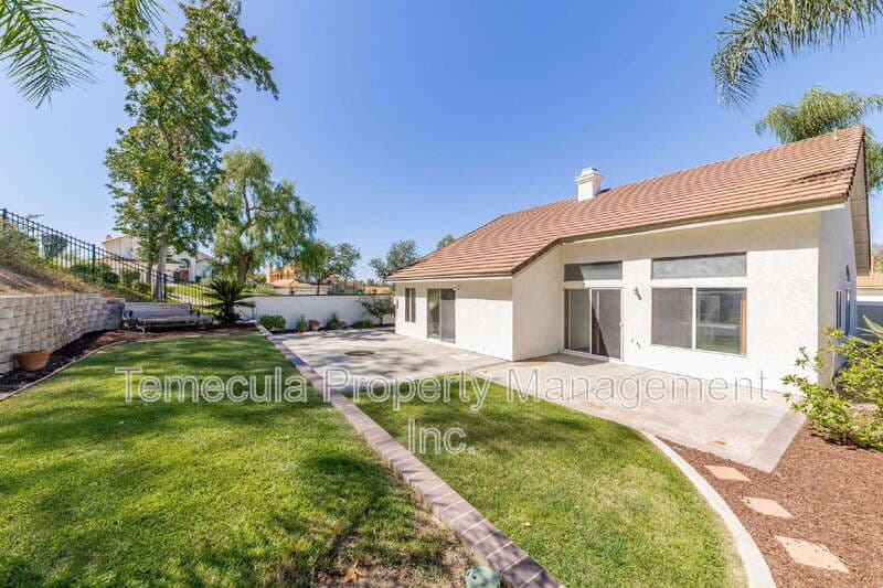 Temecula House: 31827 Corte Positas