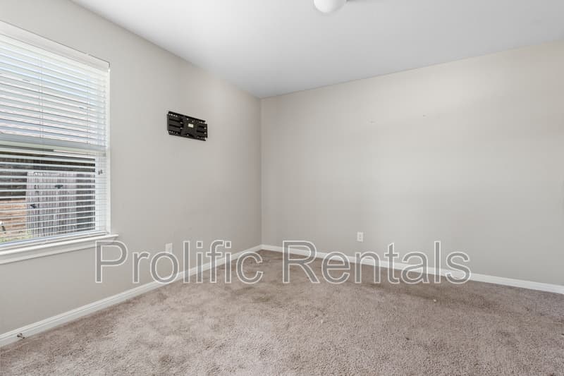 Killeen House: 6117 Verde Drive