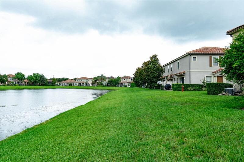 Orlando Townhome: 8358 Kelsall Dr