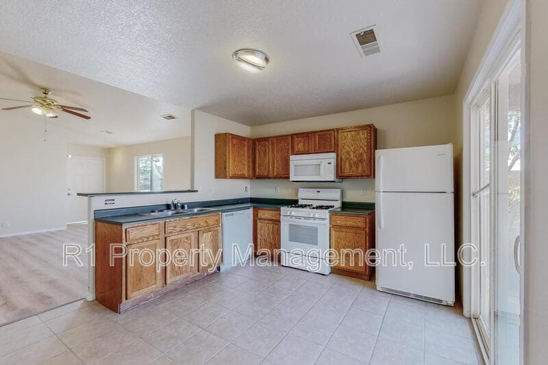 Rio Rancho House: 3473 Martin Meadows Drive Northeast