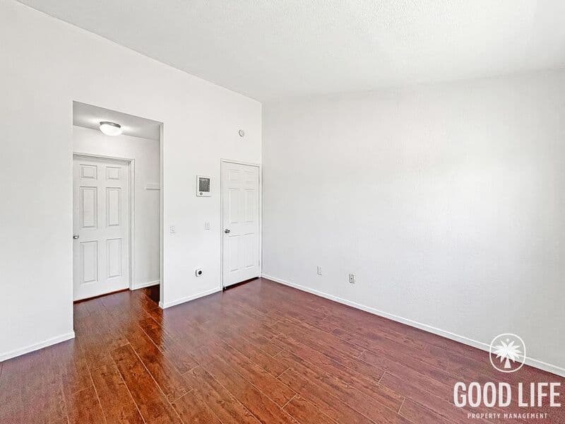 San Diego Condo: 4377 Wilson Ave