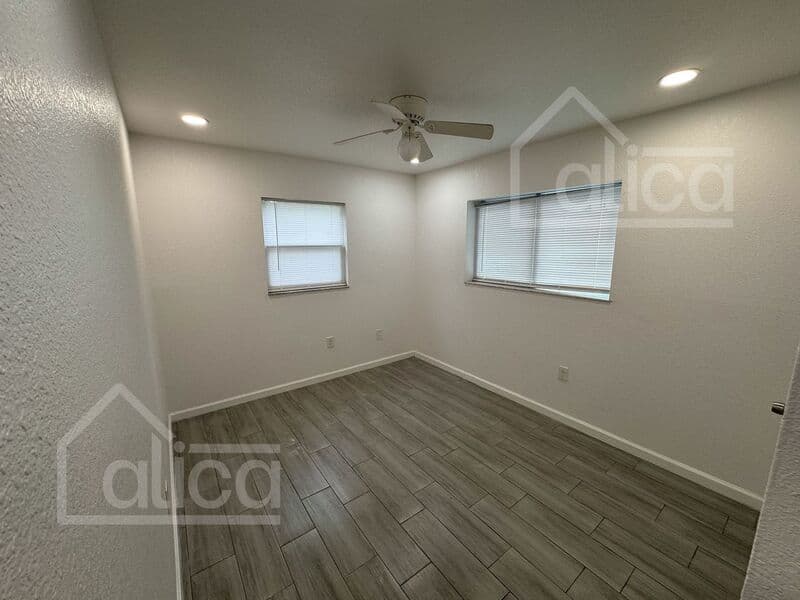 Palmetto House: 2701 13th Street W
