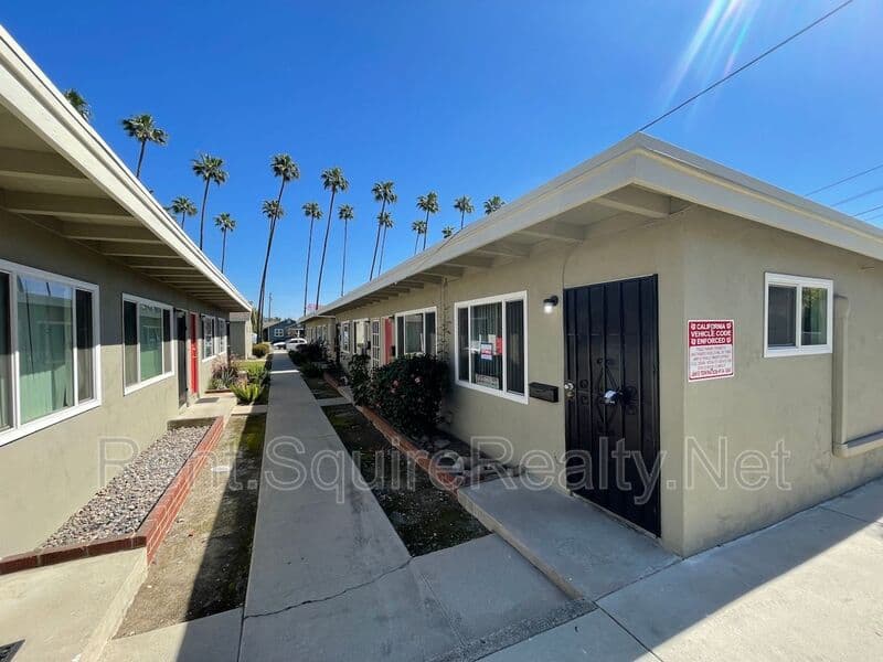 Azusa Condo: 1015 N. Azusa Ave