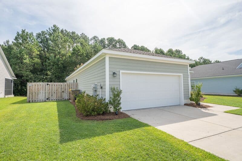 Richmond Hill House: 66 Rimmon Ct