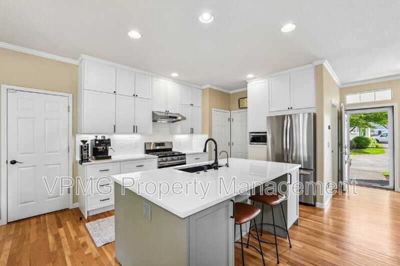 Vancouver Condo: 17146 SE 23rd Dr