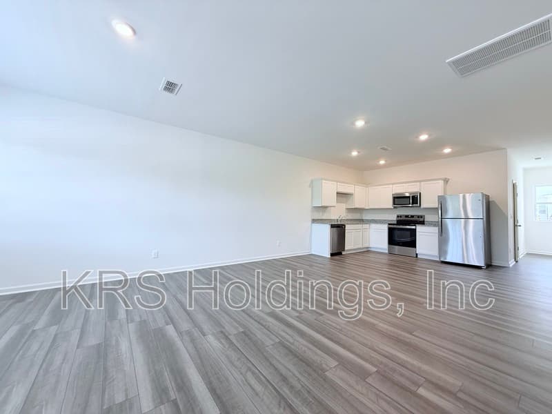 Durham Townhome: 2225 Glen Crossing Drive