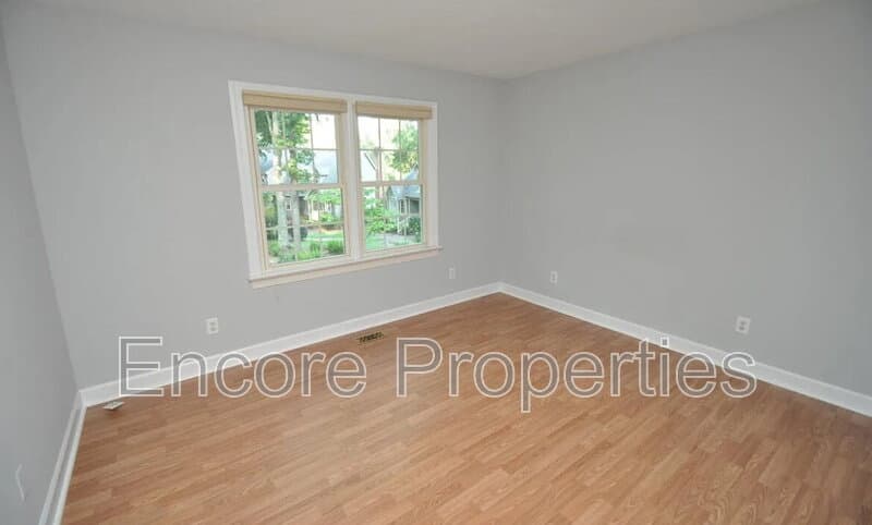 Cary Townhome: 112 Loch Bend Lane