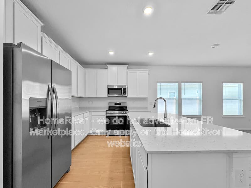 Ocala House: 4477 NW 14th Loop