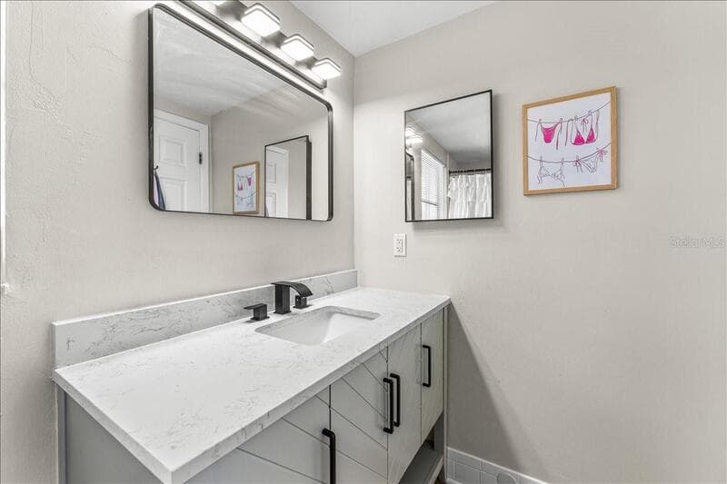 Port Richey House: 10914 Oakdale Avenue