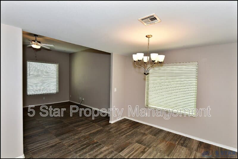 Horizon City House: 963 Aircoupe Way !!