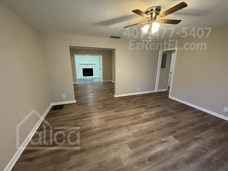 Jacksonville House: 6657 Blackwood Dr