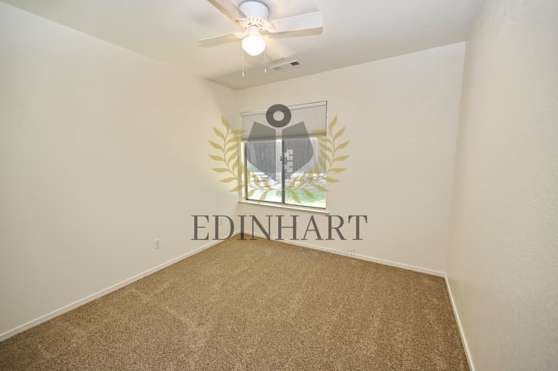 Clovis House: 239 West Fallbrook Avenue