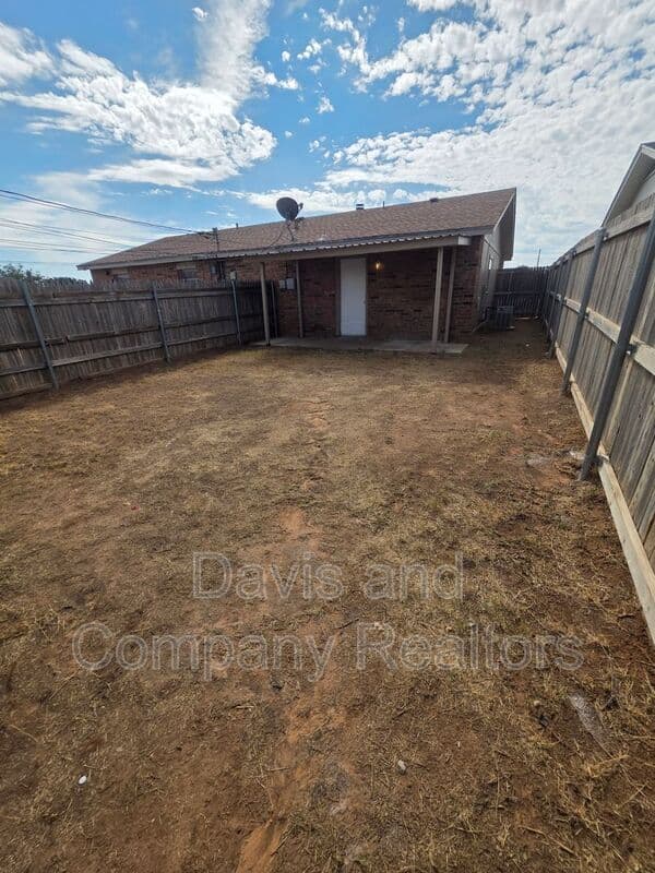 Midland Condo: 4800 Country Club Dr