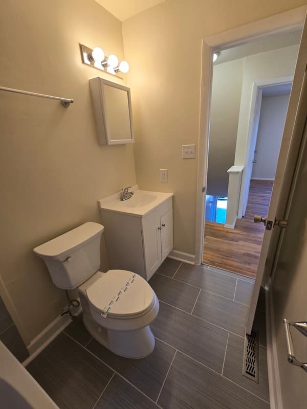 Henrico Townhome: 1708 Carlisle Ave