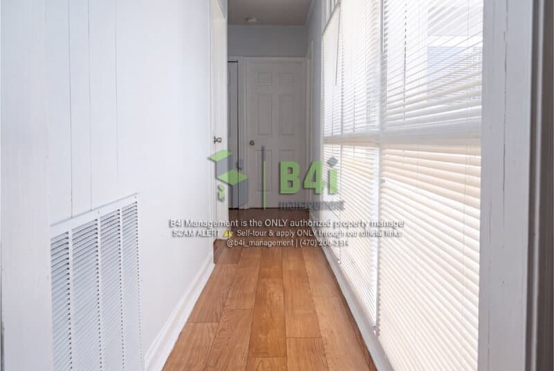Forest Park House: 489 North Avenue