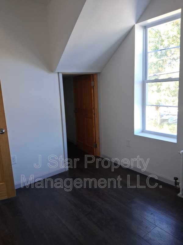 Reading Condo: 1568 North 10th Street - 3