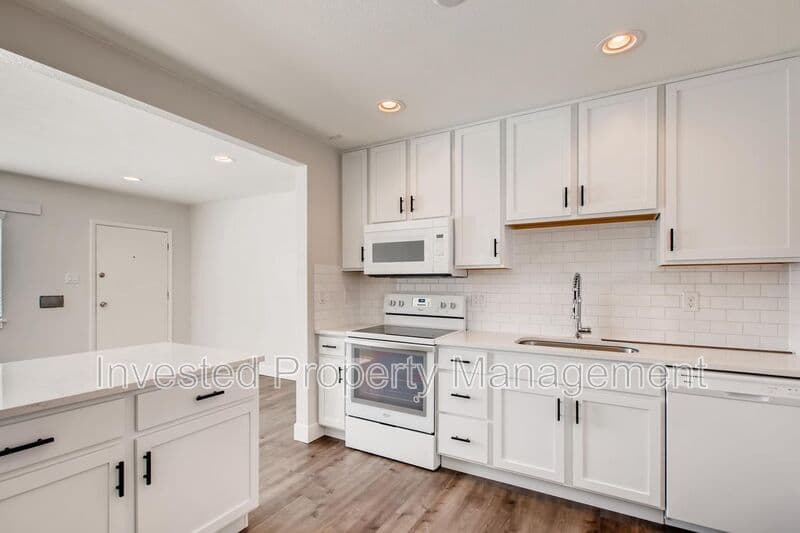 Denver Condo: 3328 Cook St