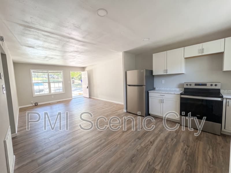 Cleveland Condo: 479 Old Federal Rd SE