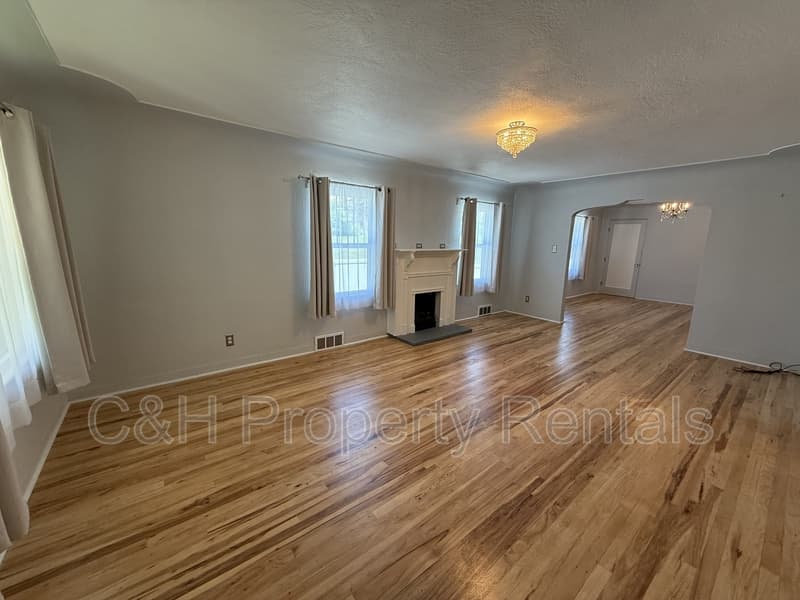 Billings Condo: 2423 Pine Street - 1