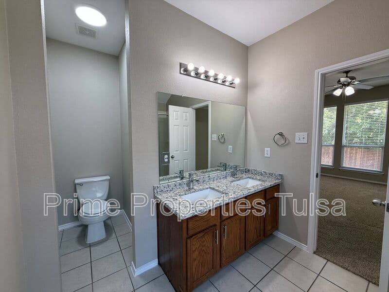 Rockwall House: 2110 Gleaner Drive