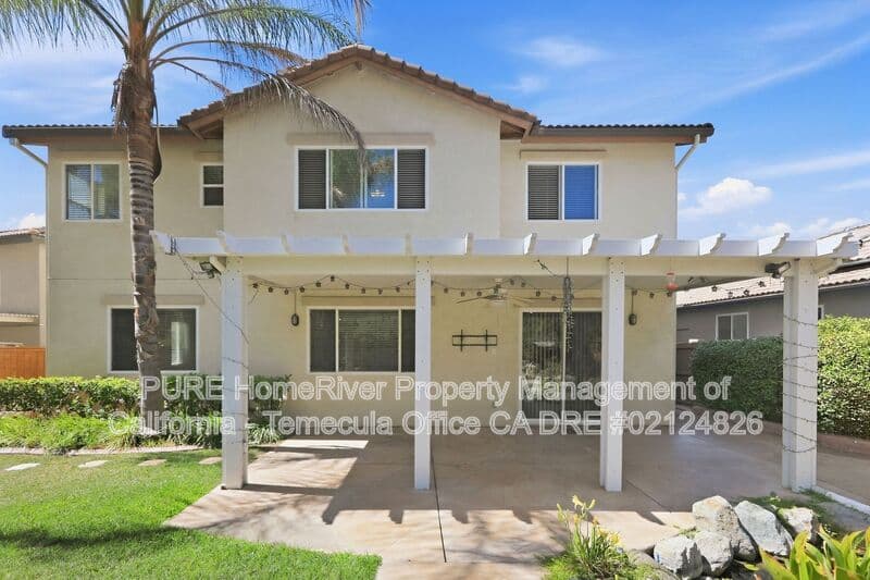 Temecula House: 41716 Monterey Pl