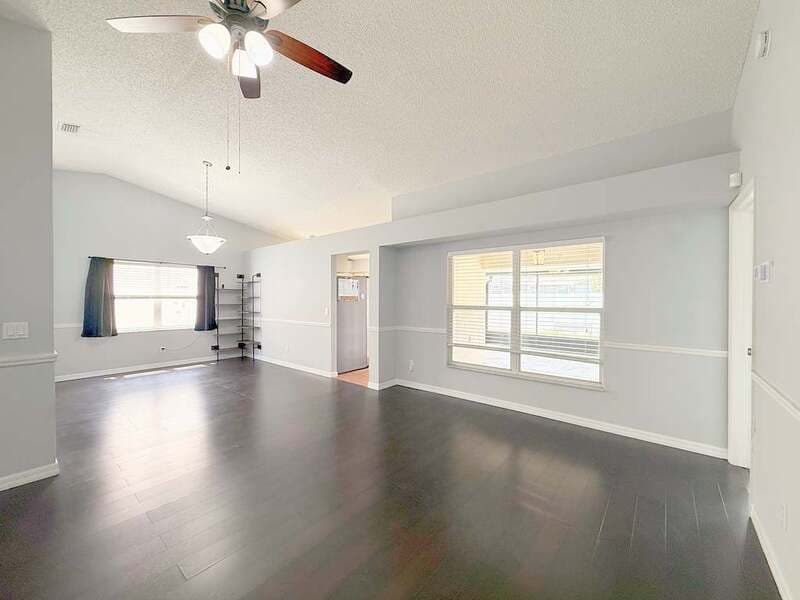 Valrico House: 1118 Hardwood Drive