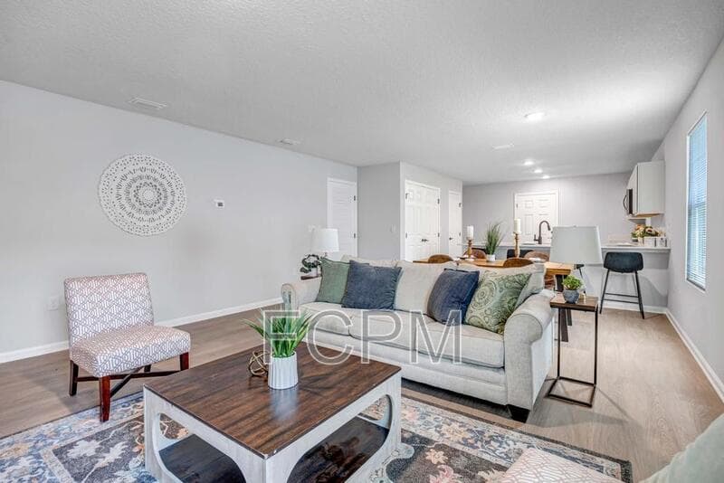 Jacksonville House: 5460 Amazon Ave