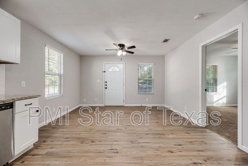 Dallas Condo: 4702 Collins Ave