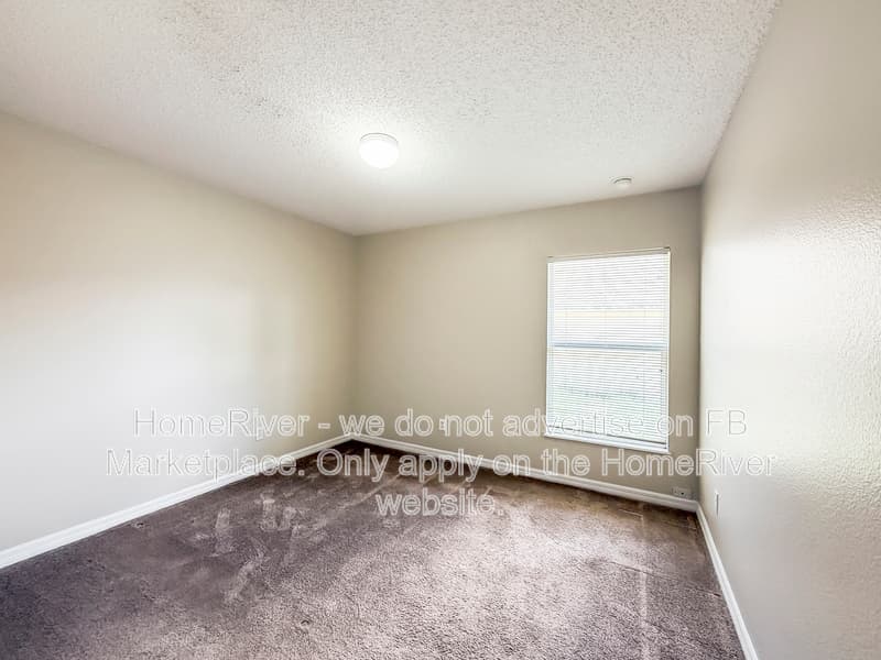 Tavares House: 2272 Merry Rd