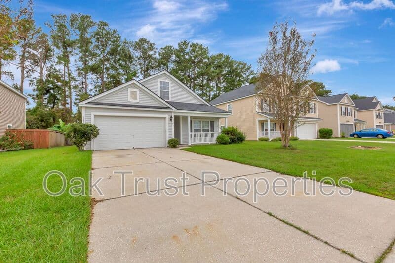 Ladson House: 1053 Friartuck Trail
