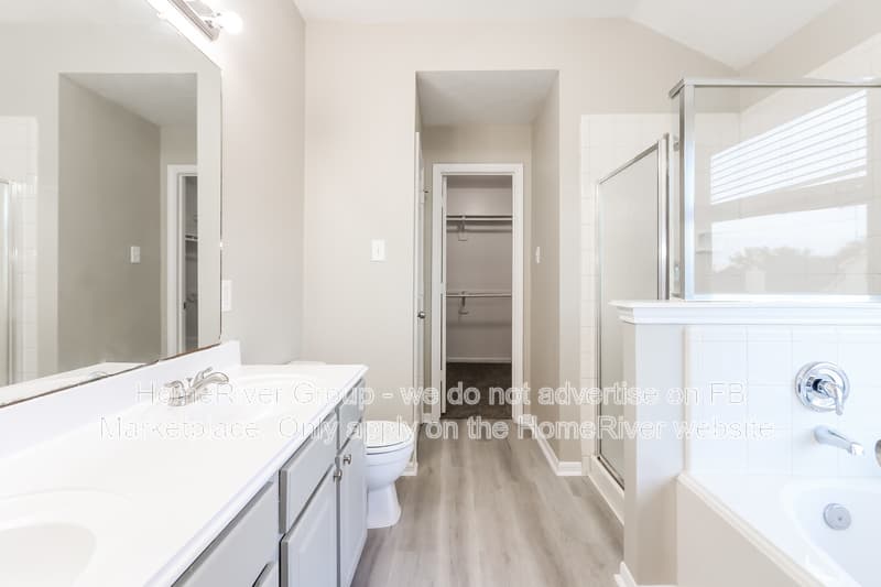 Fresno House: 2131 Chelsea Vale Dr