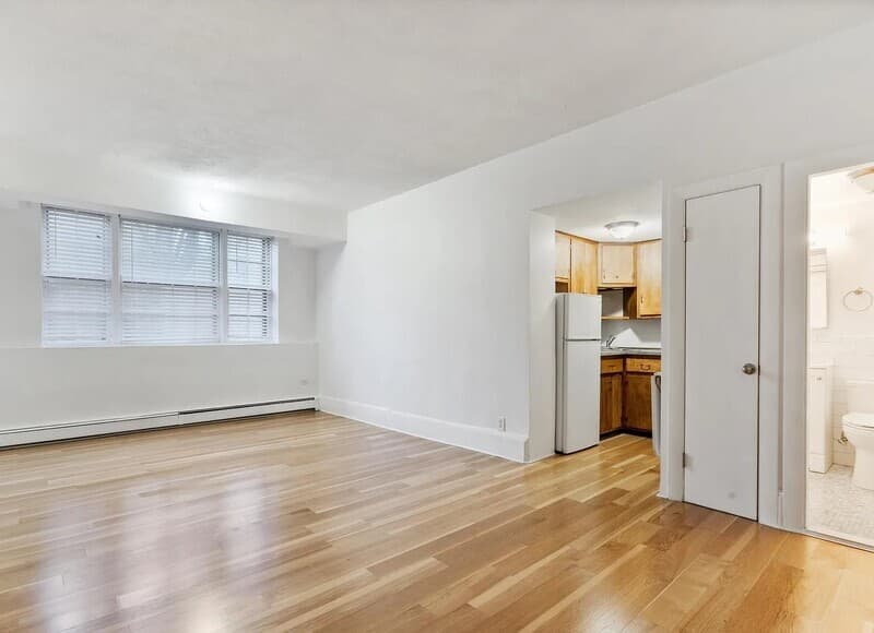 Cambridge Condo: 50 Follen St