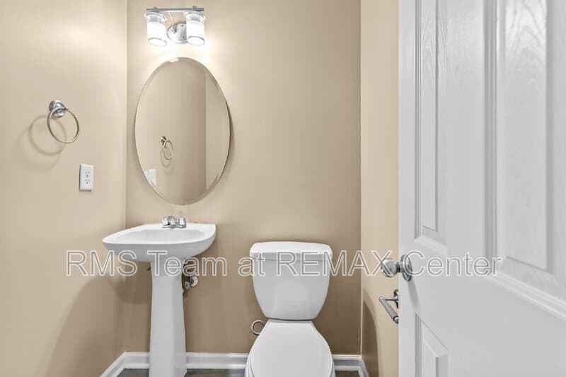 Flowery Branch Townhome: 4932 Vireo Dr