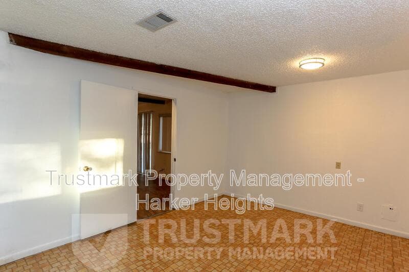 Harker Heights House: 101 Highland Oaks Drive