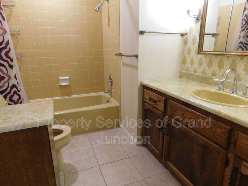 Grand Junction Condo: 2700 G Road
