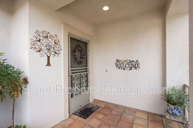 Temecula House: 30911 Putter Circle