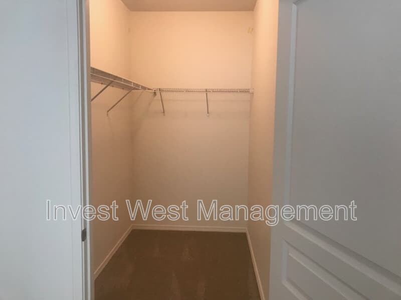 Washougal House: 2300 Main Street