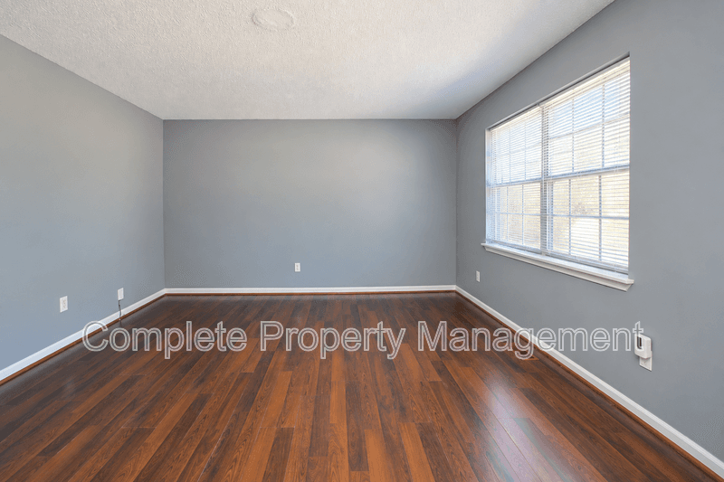 Birmingham House: 721 14th Avenue Northwest