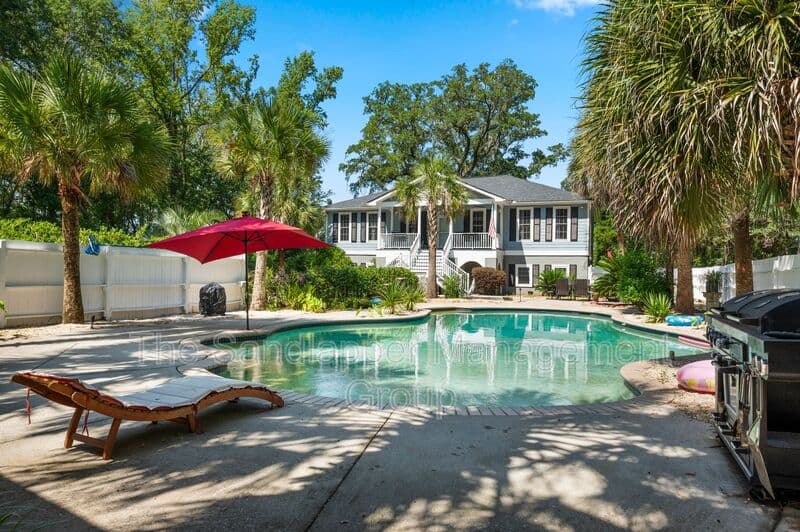 Johns Island House: 588 Main Road