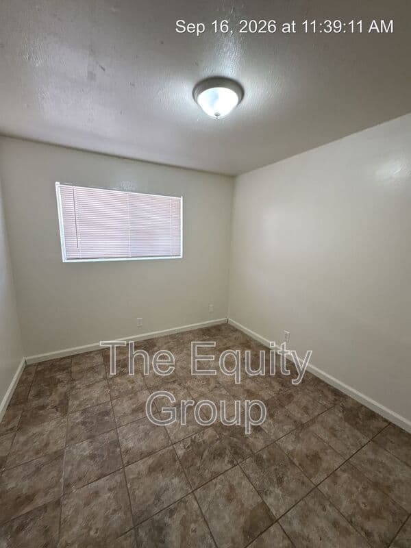 Tulare Condo: 938 North A Street