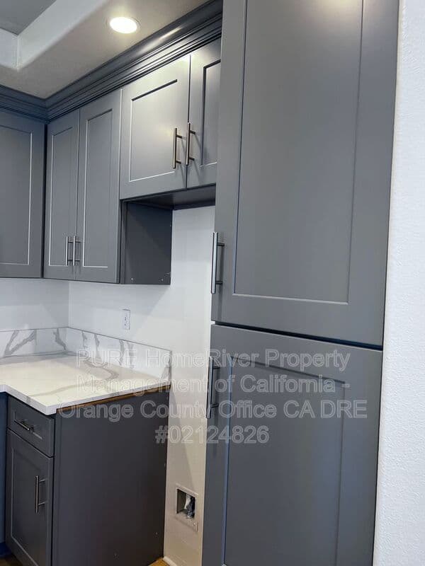 Rancho Santa Margarita House: 55 Montana Del Lago Dr