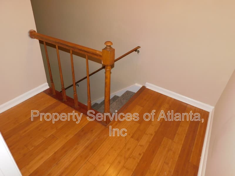 Roswell Townhome: 192 High Creek Dr